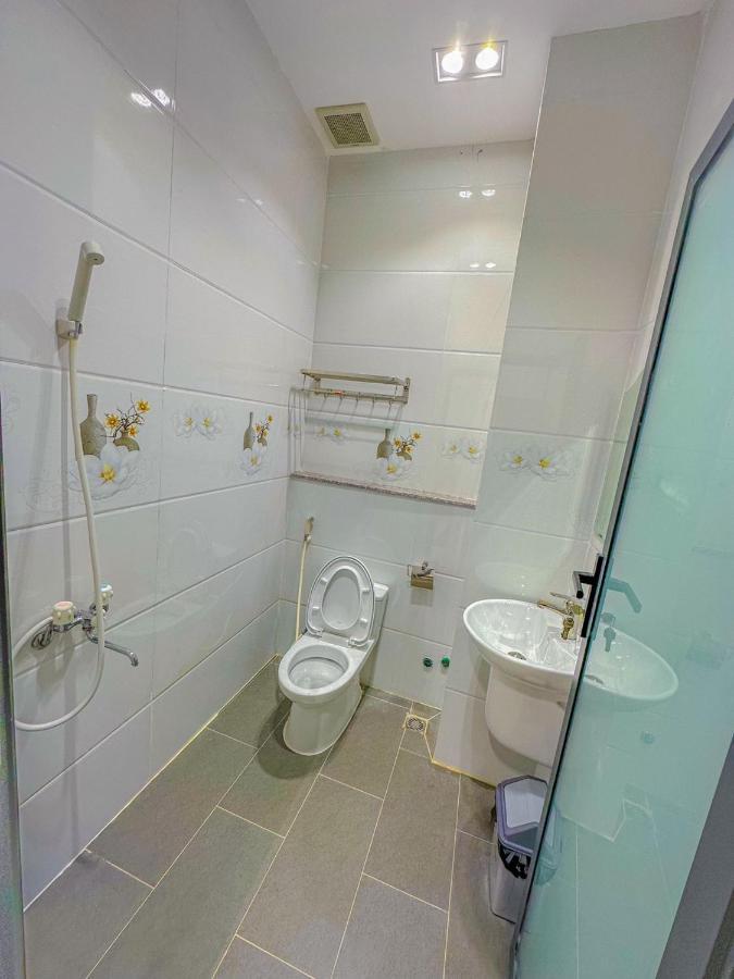 Nhan Tay 2 Hotel Can Tho Exteriör bild